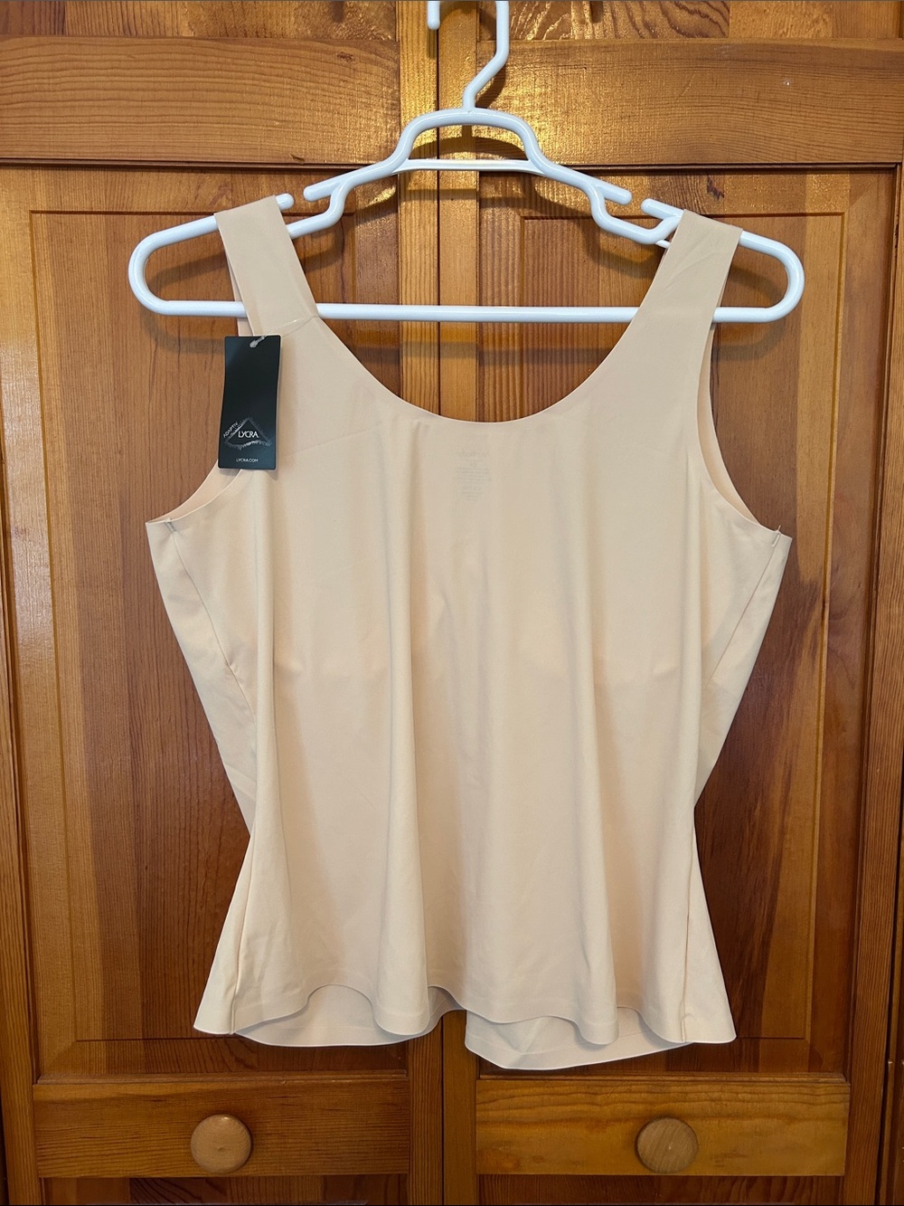 AnyBody Intimates Smoothing Tank with Targeted Gel Support 3X NWT Beige - Picture 3 of 7